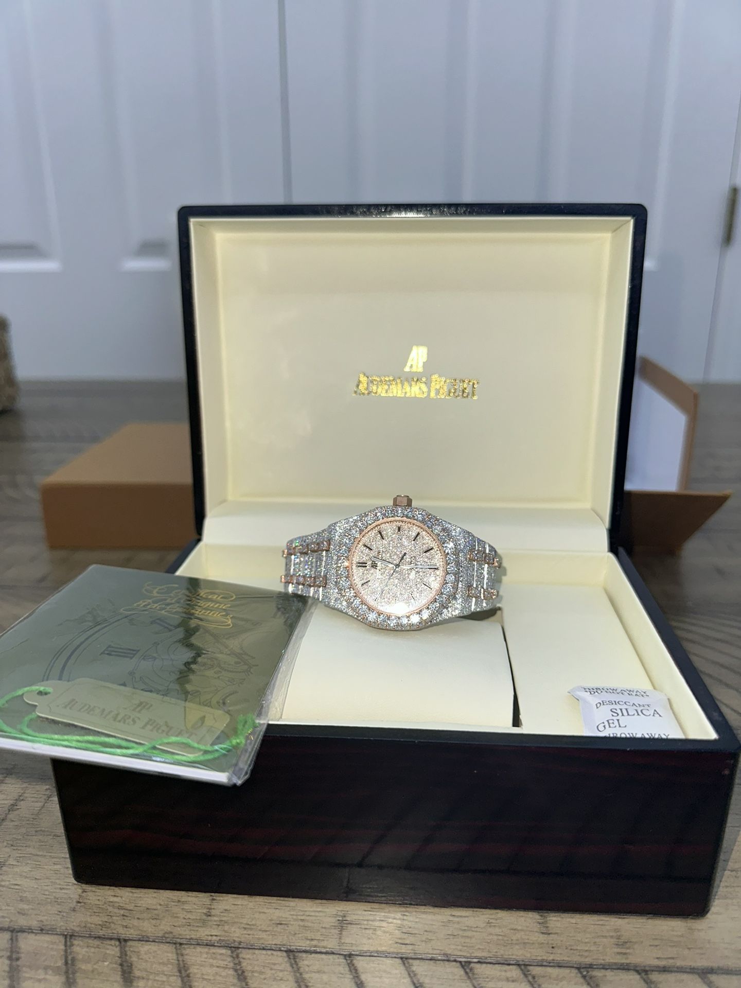 Vvs moissanite dinond watch Pass The Dimond Tester
