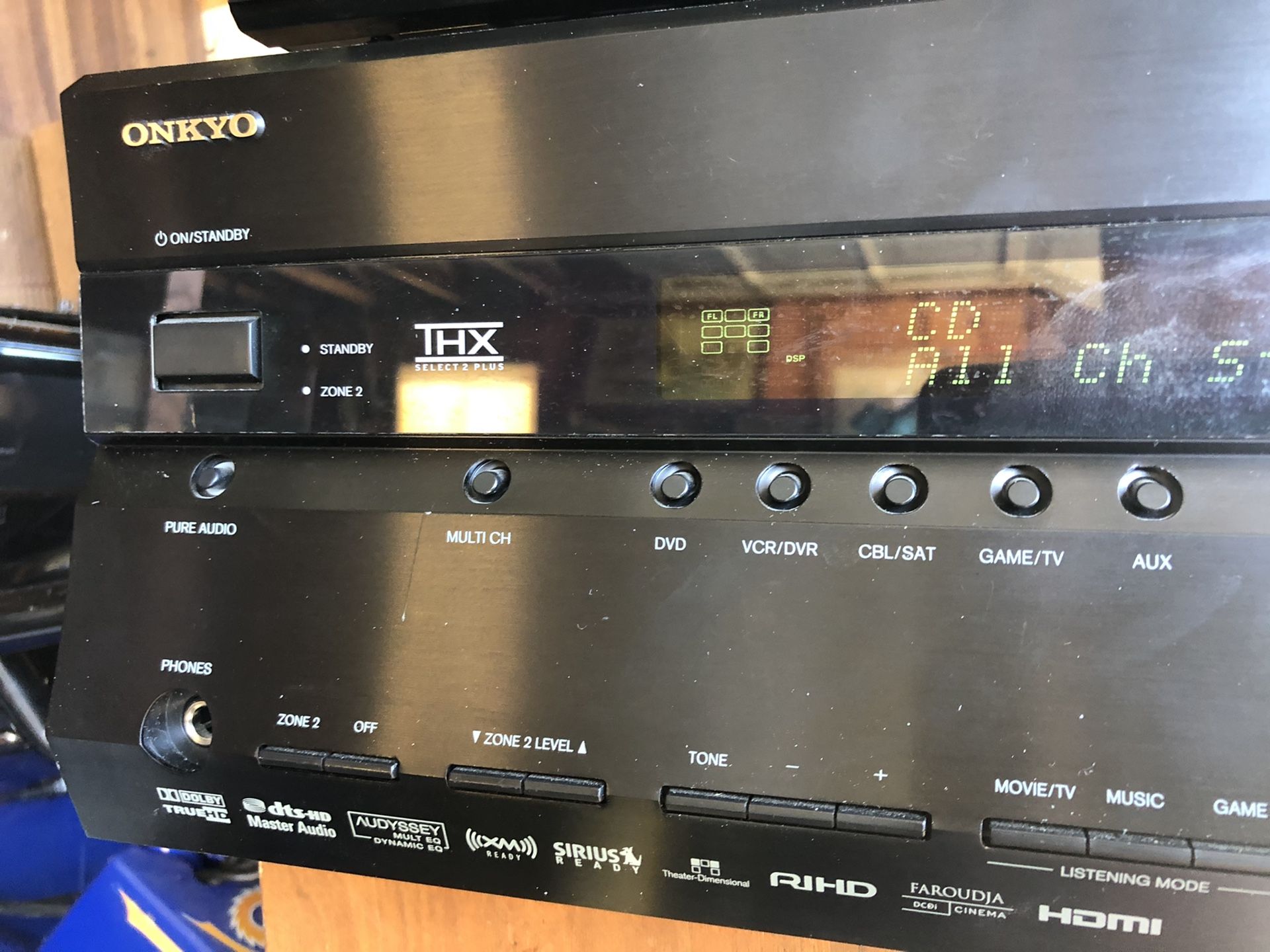 Onkyo receiver Electronics & Media