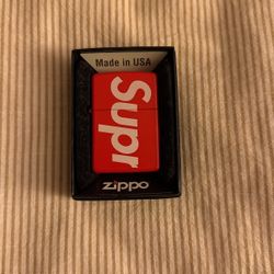 Supreme zippo Collab Lighter