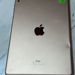 Apple iPad 6th Gen 32GB Works Perfectly 
