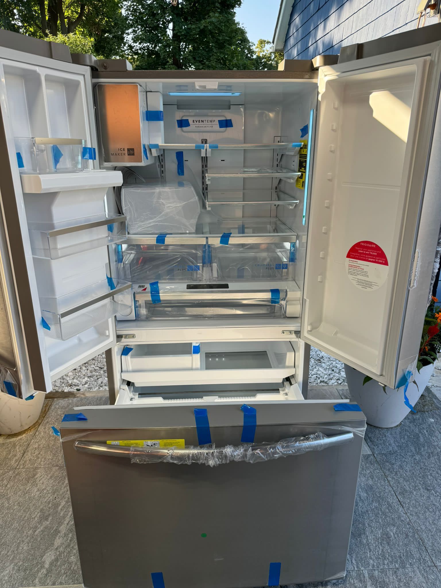 Frigidaire Gallery refrigerator 36 x 69 x 29 
