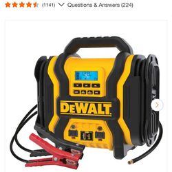 DEWALT Portable Power 2000 Peak Amp Jump Starter w/Digital Compressor