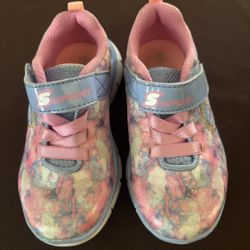 New Pink Girls Shoes Sz 8