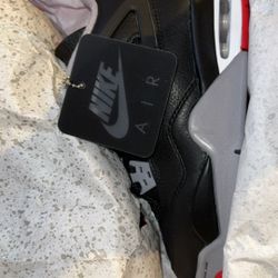 Jordan 4 Bred Size 5y $230