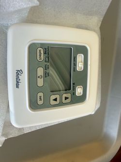 Robertshaw Programmable Thermostat