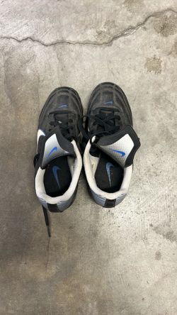 Kids Soccer Cleats- Size 1.5