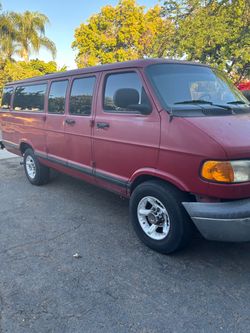 1999 Dodge Ram Van