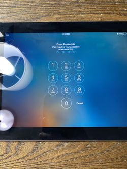 AS IS LOCKED - Apple iPad 3rd Gen. 16GB, Wi-Fi, 9.7in Black