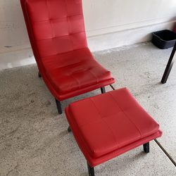 Red Faux Leather Lounge Chair 