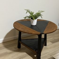 Coffee Table/ End Table 