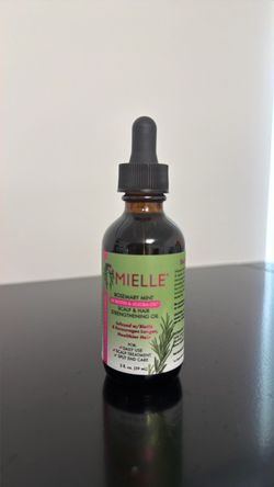 Mielle Rosemary Mint Scalp & Hair Strengthening Oil