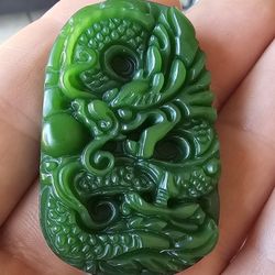 Natural Green Jade Dragon Necklace Pendant Fashion Hand-Carved Lucky Amulet