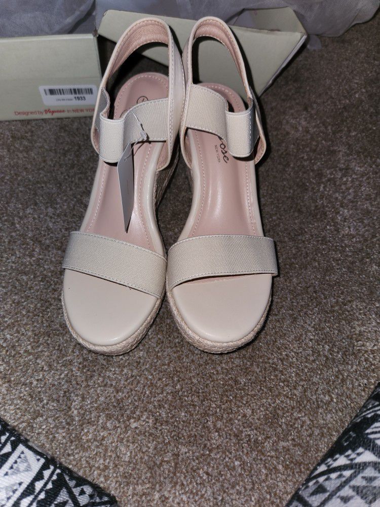 New Vepose Women's Wedge Sandals Size 7