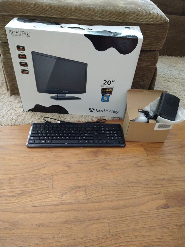20 inch monitor keyboard and speakers ALL NEVER BEEN USED!