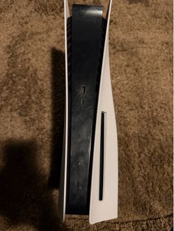 PS5 1st generation disk console