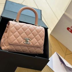 Chanel Coco Handle: Luxury Redefined Bag
