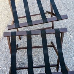 2 Luggage Racks