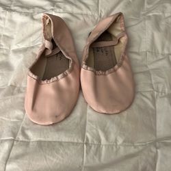 Freestyle Pink Ballet Slippers Size 2