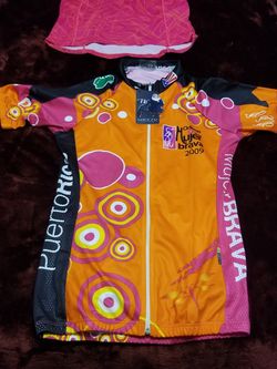 NEW w tags Women's Small Cycling Jersey-(says "Mujer Brava"= "Brave Women")
