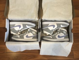 Jordan 1 Mid Wolf Grey Aluminum (W)