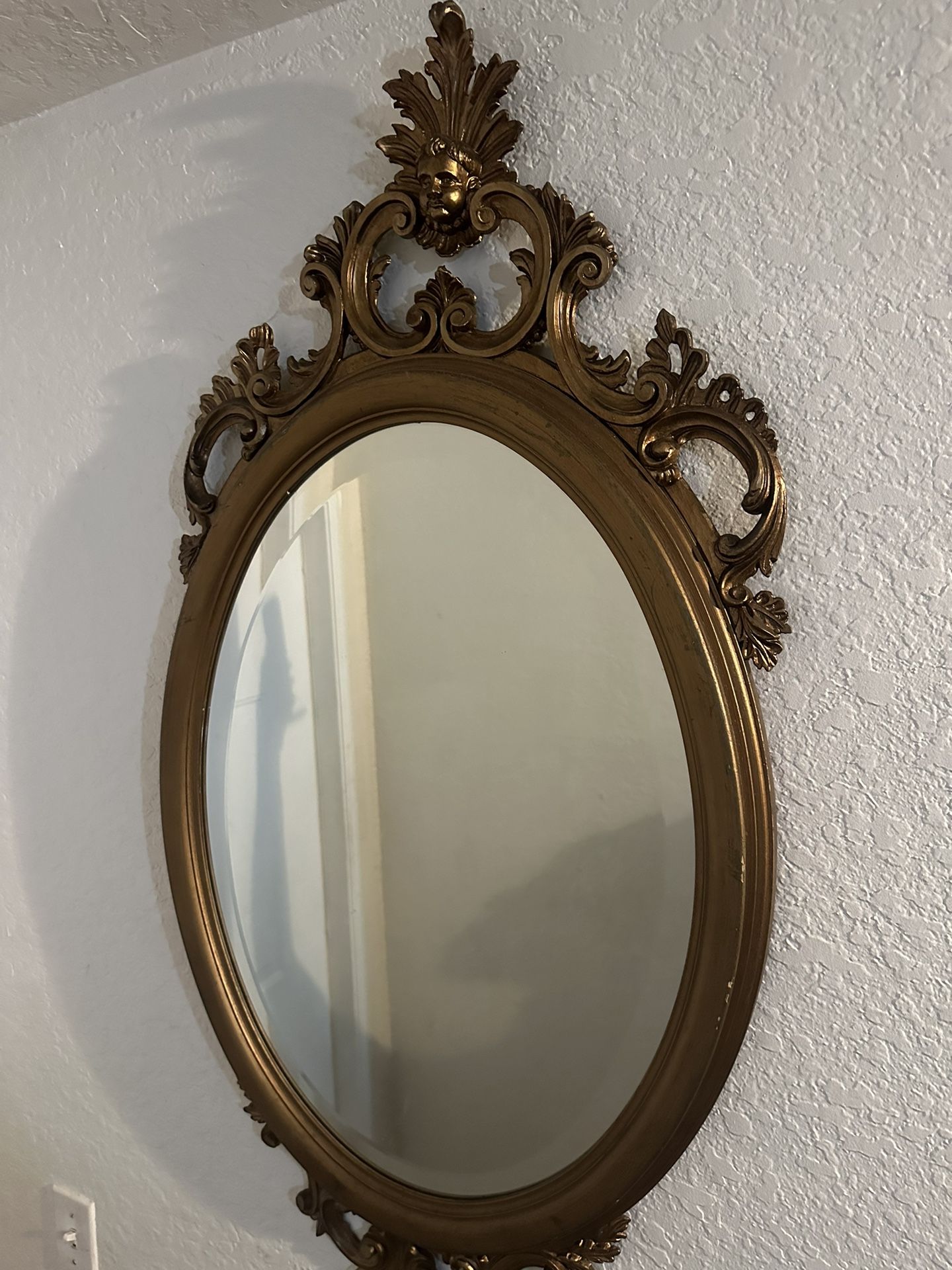 Moving Sale – Mirror & Table Set!*Read Description