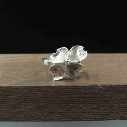 Size 4.5 Sterling Silver Petite Fancy Rustic Flower Band Ring Vintage