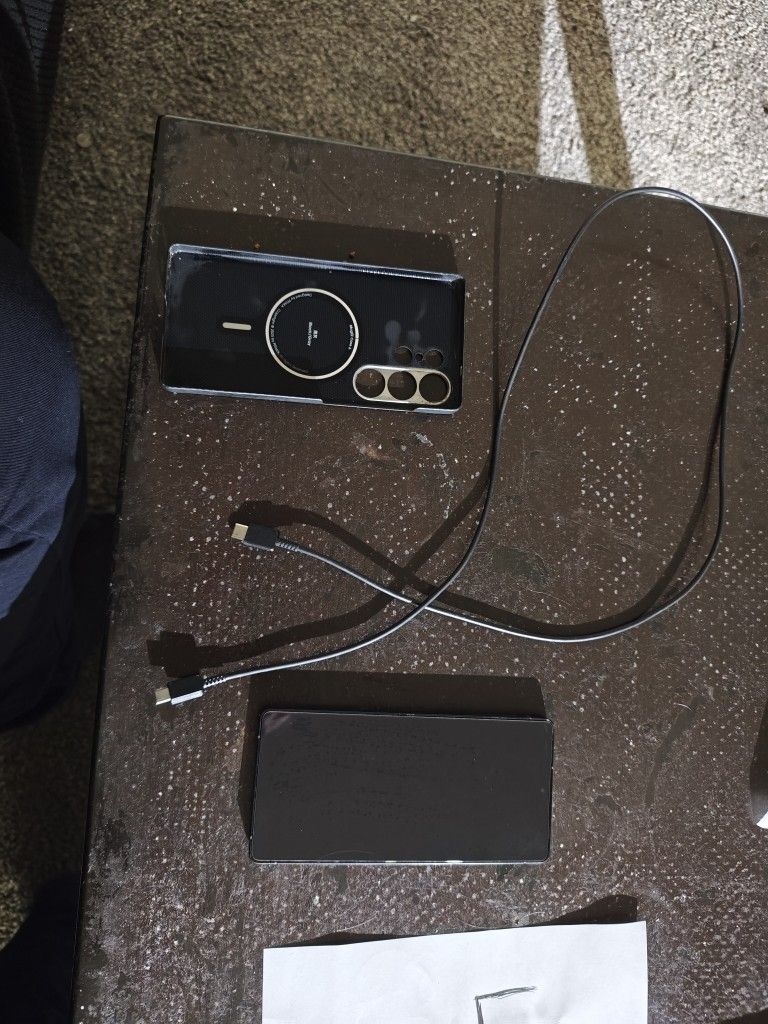 Here’s the best OfferUp title for your Samsung phone:

Samsung Galaxy S25 Ultra 512GB – Mint Condition – JetBlack