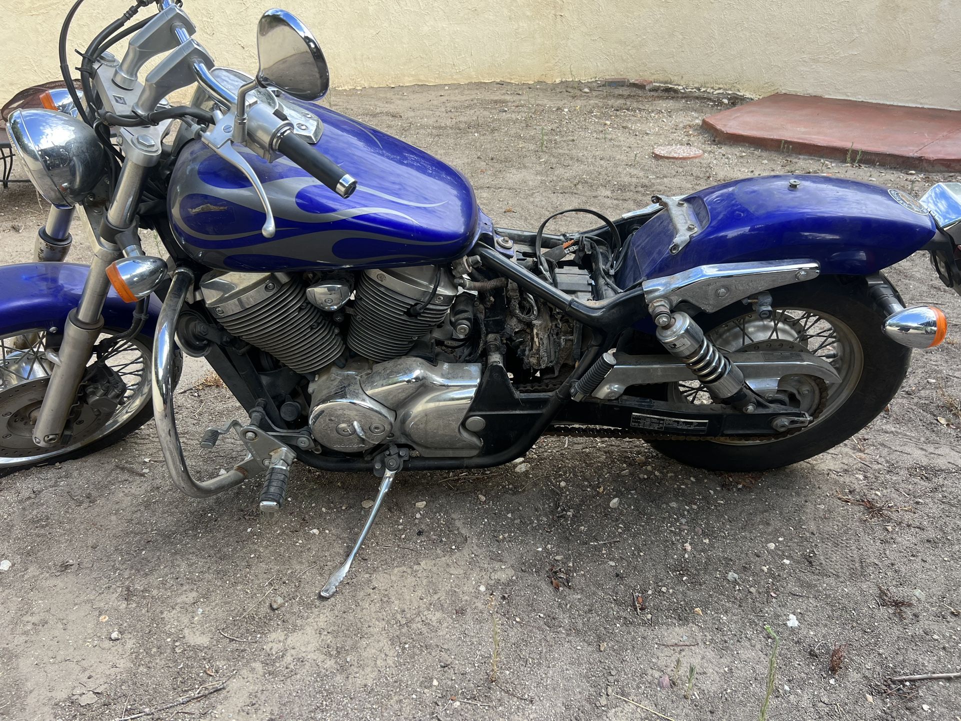 05 Honda Shadow Spirit 750