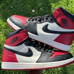 Air Jordan retro 1 “bred toe” size 11