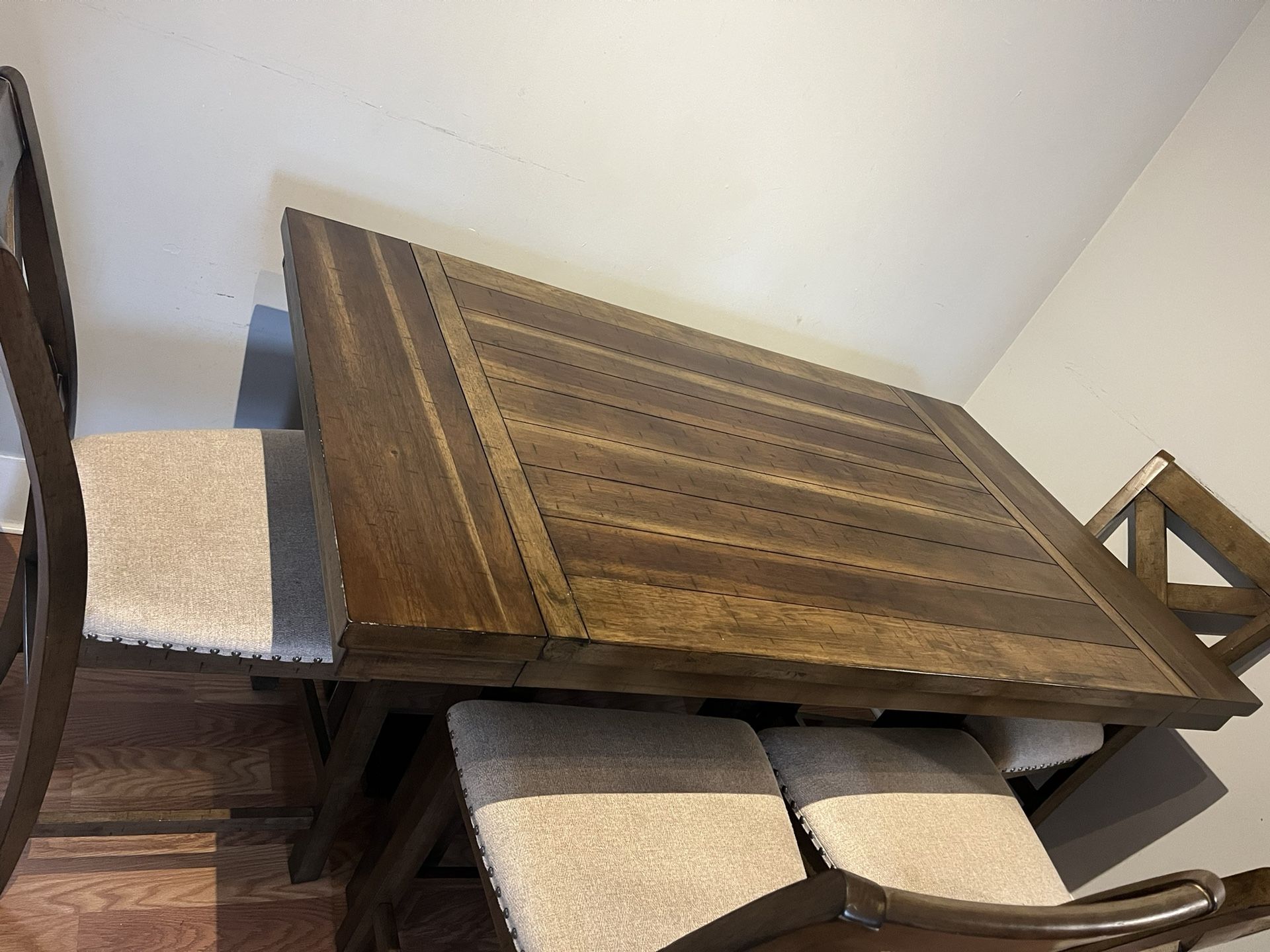 Dinning Table