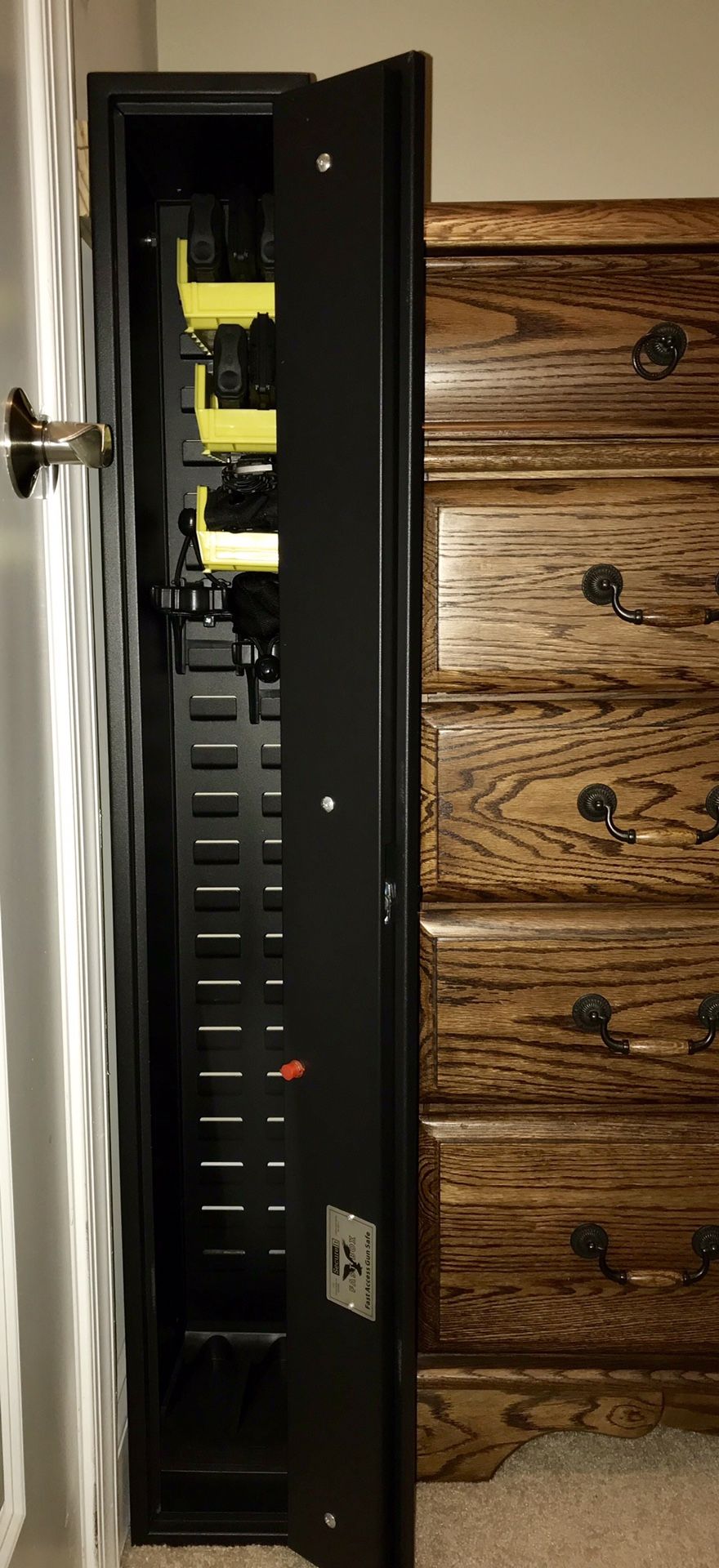 Gun safe Secure-it Fastbox 47, vertical kit and storage bins