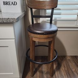 PINNADEL BROWN COUNTER BARSTOOL