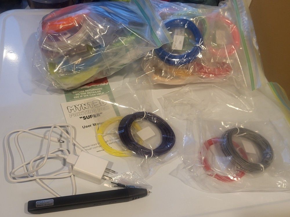 MYNT3D "Super" 3d printing pen and 32 colors