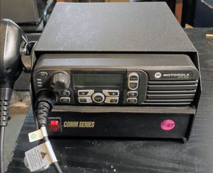 Xpr4550 Uhf R1 Motorola radio