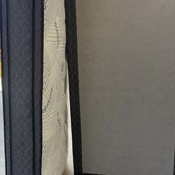 White bamboo Twin size   set