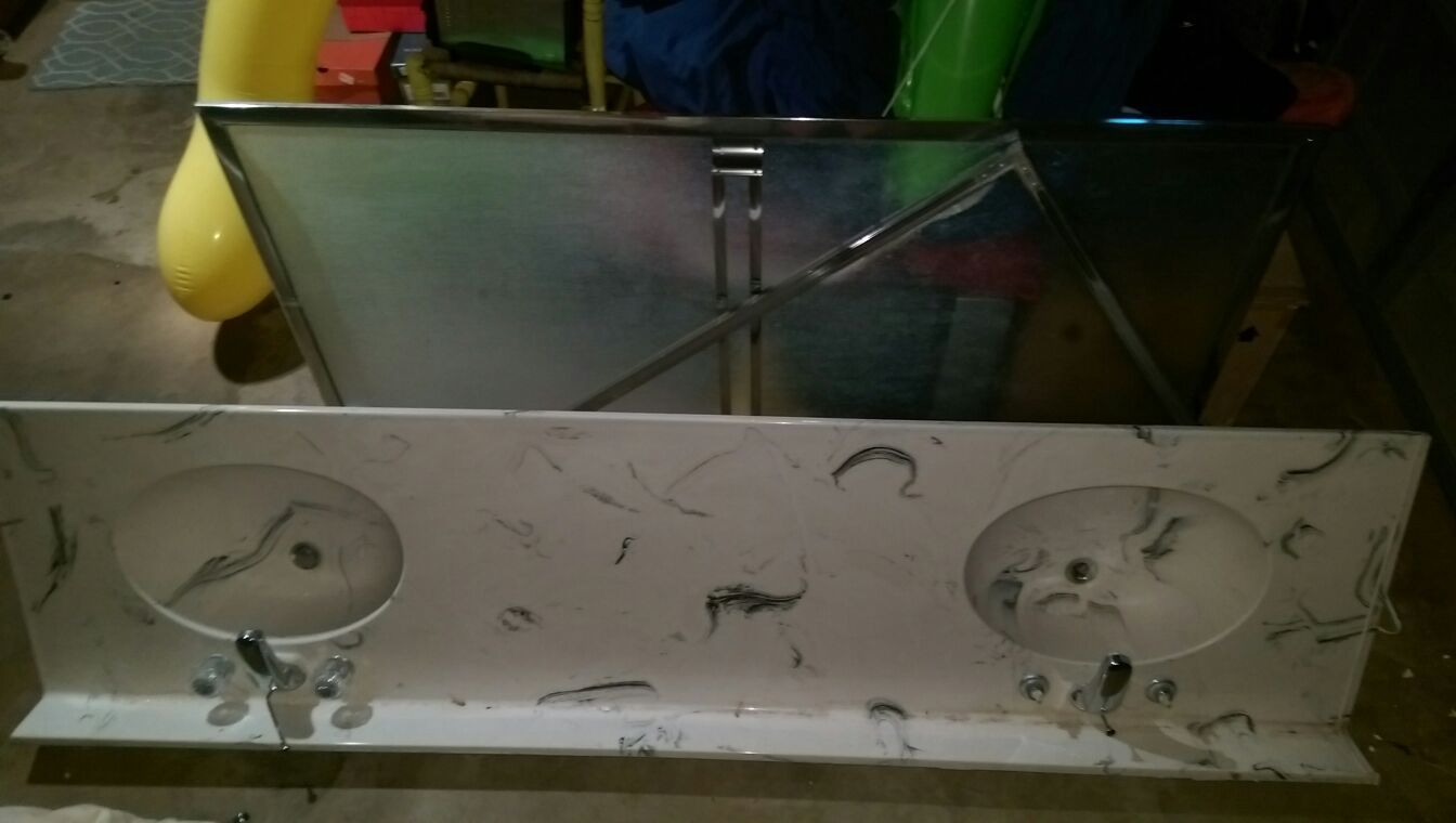 Double Vanity Sink 87\