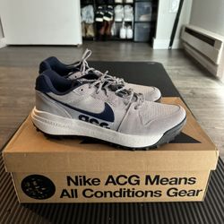 Nike ACG Lowcates shoes