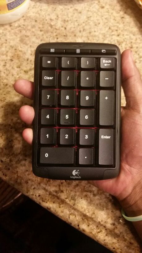 Logitech N305 wireless keypad for computers