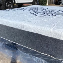 Full Bamboo Cool Gel Memory Foam!!