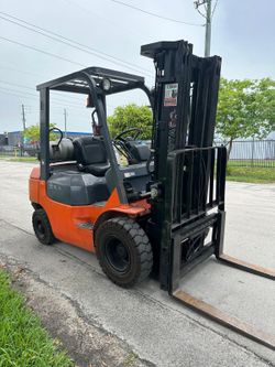 Forklift Toyota 