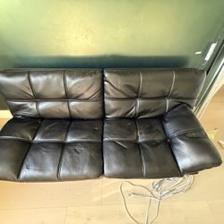 Black Futon