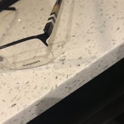 Burberry Glasses Only Worn 1x Can Send More Pictures  No Box
