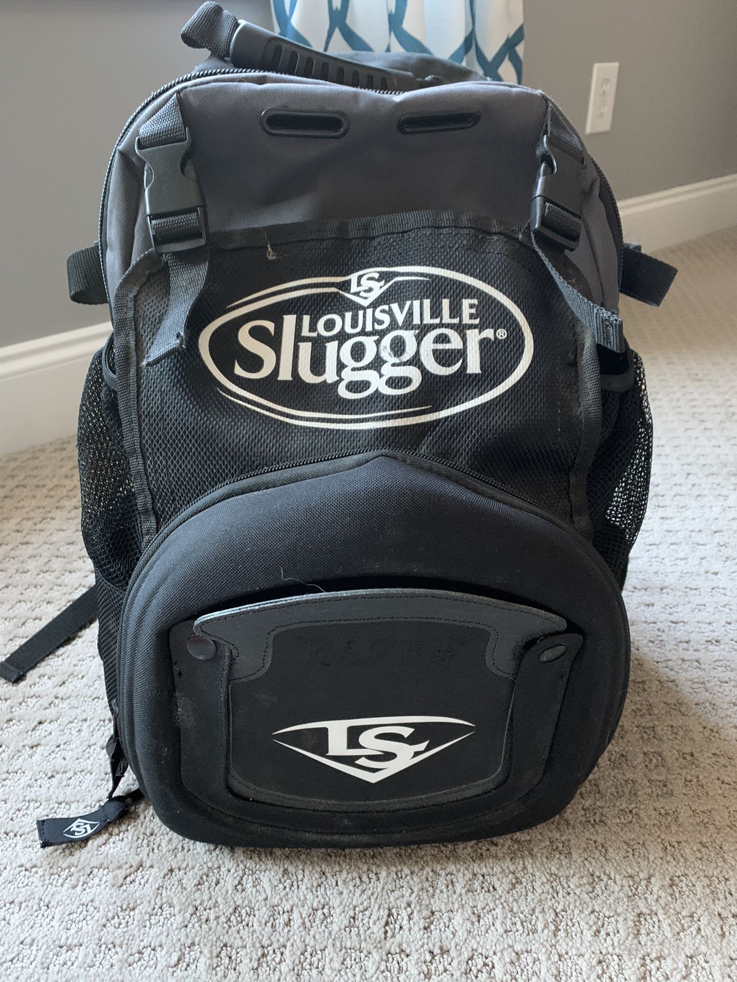PRICE REDUCED! Louisville Slugger Baseball Backpack