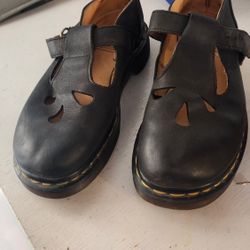 Doc Martens ❗️READ FULL DESCRIPTION❗️ 