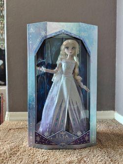 Elsa Disney Limited Edition Collector Doll White Dress