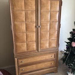 Armoire