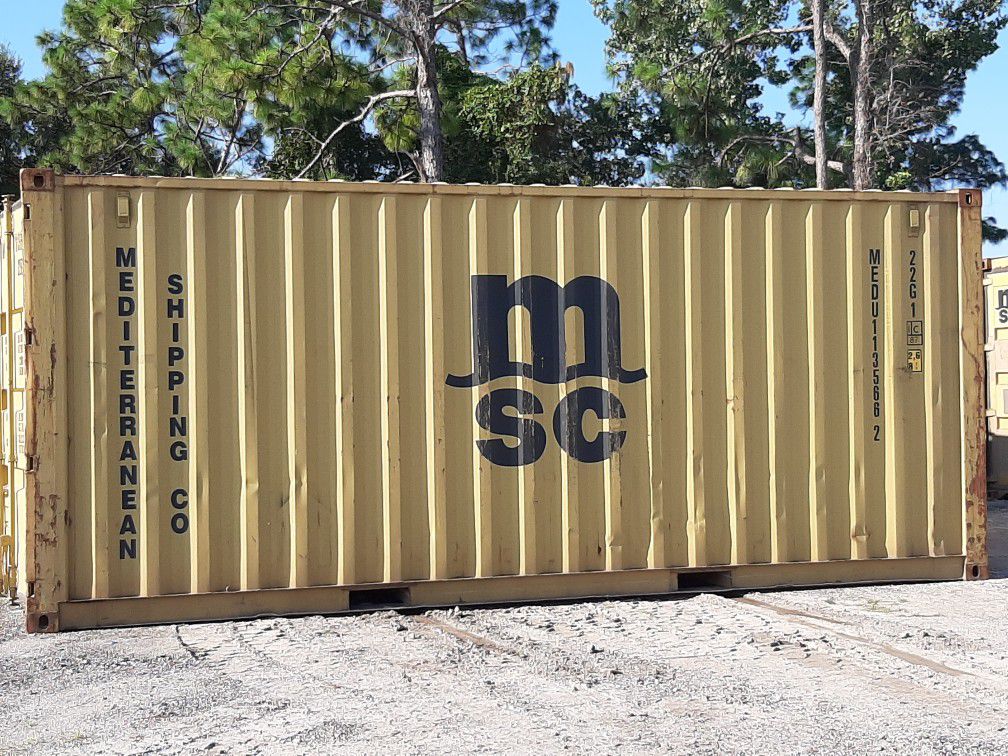 20ft container . Cargo worthy 4 units left