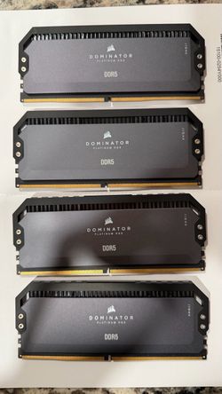 Corsair Dominator Platinum RGB DDR5 RAM 64gb