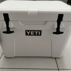 Yeti Tundra 35