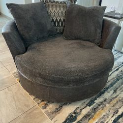 Swivel Chair Oversized